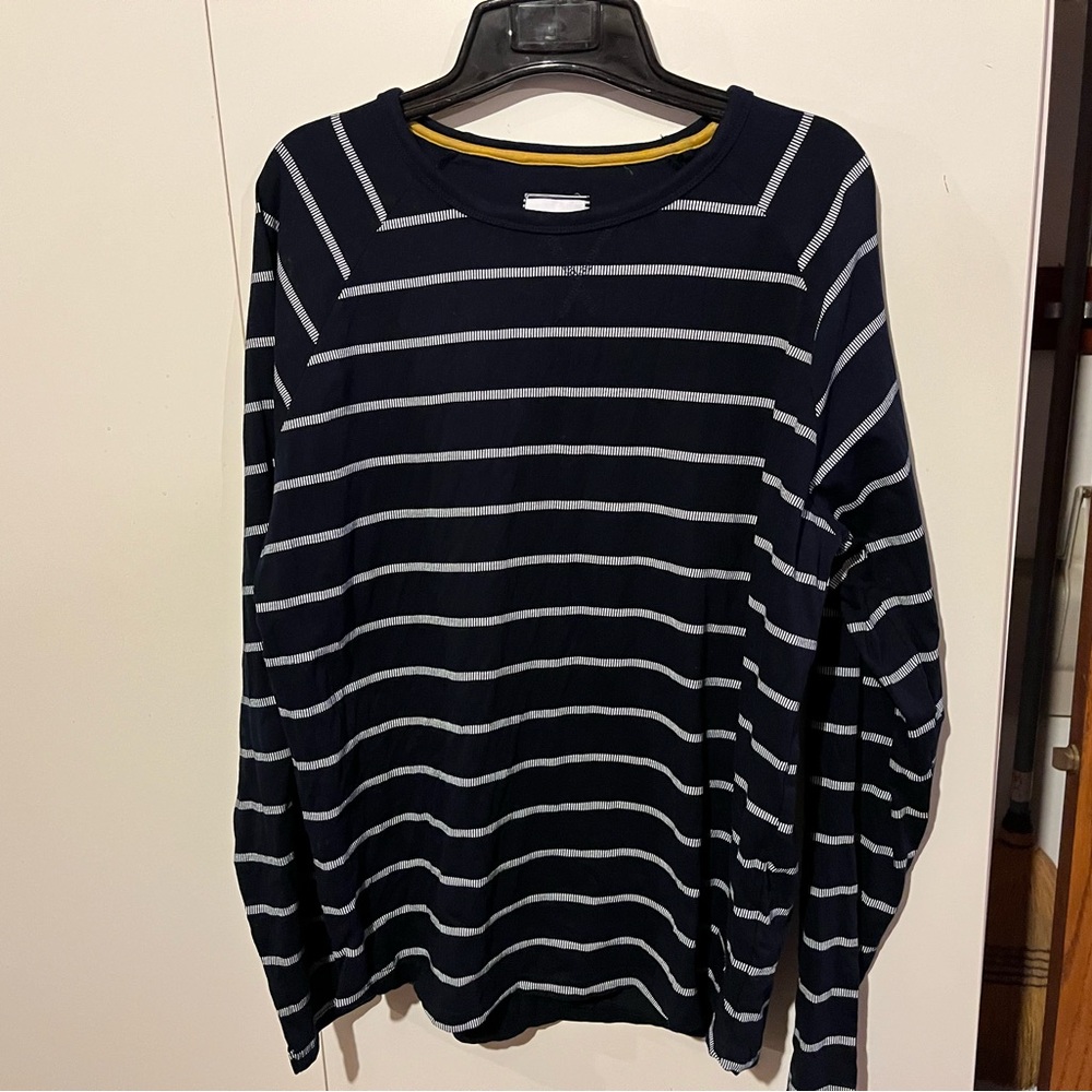 Blue and White Striped Long Sleeve Tee with Crew Neck